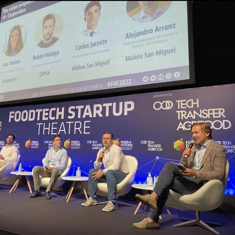 Willem Knaap moderating a panel at Food4Future in Bilbao